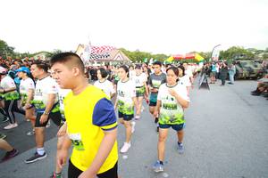 BIB: 
                            <button type="button" onclick="openModal(3530870)" class="btn btn-primary btn-sm float-right btn-popup" data-toggle="modal" data-target=".modal-high-quality">
                        <i class="fas fa-shopping-cart"></i> Add to Cart
                    </button>
                                            <button type="button" onclick="isThisMe(3530870, true)" class="btn btn-success btn-sm float-right btn-popup btn-isme hidden" data-toggle="tooltip" data-placement="bottom" title="นี่คือรูปของคุณใช่ไหม คลิกที่นี่เพื่อเอาเข้าอัลบั้ม">
                        <i class="fas fa-plus"></i> Add to album
                    </button>
                    <button type="button" onclick="isThisMe(3530870, false)" class="btn btn-warning btn-sm float-right btn-popup btn-isnotme hidden">
                        <i class="fas fa-ban"></i> Remove from album
                    </button>